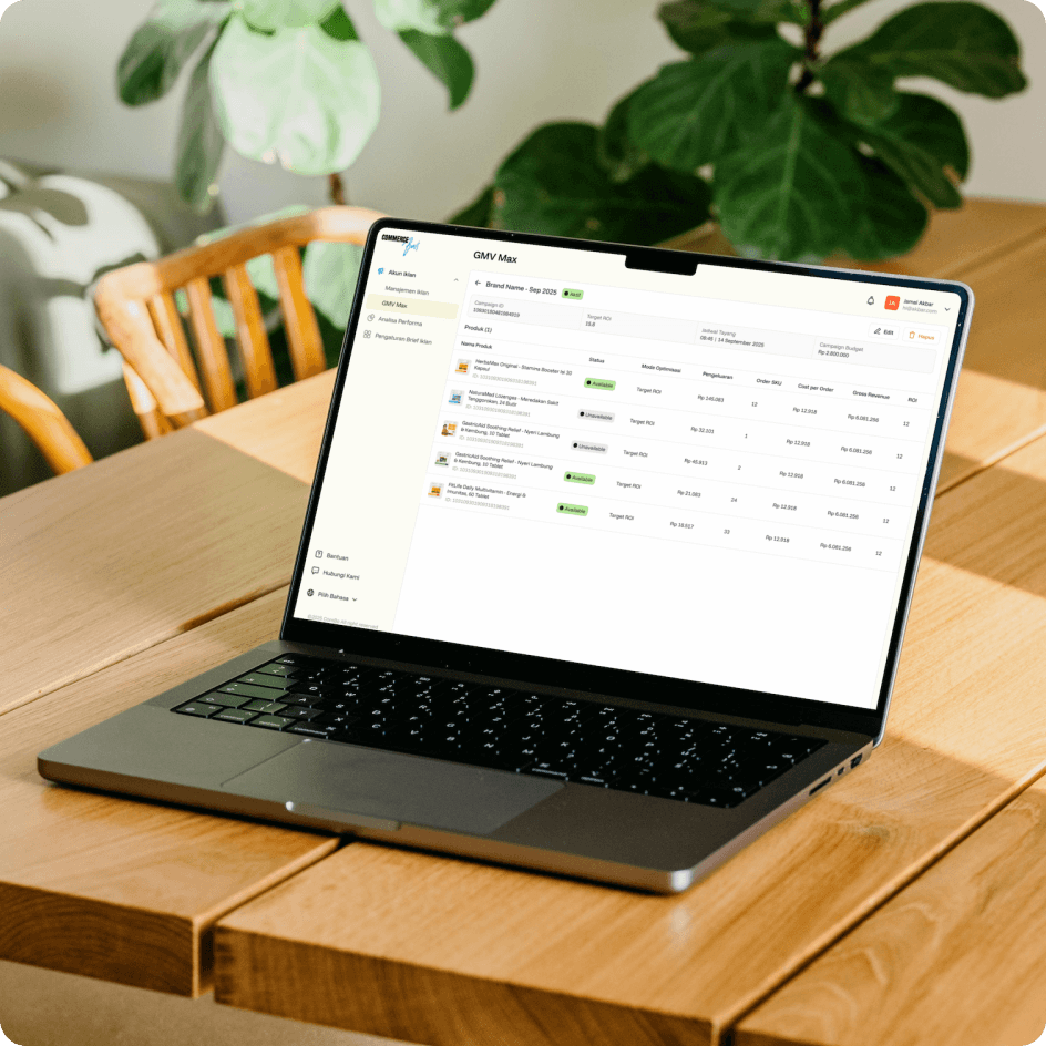 Currency information dashboard showing account types and balance